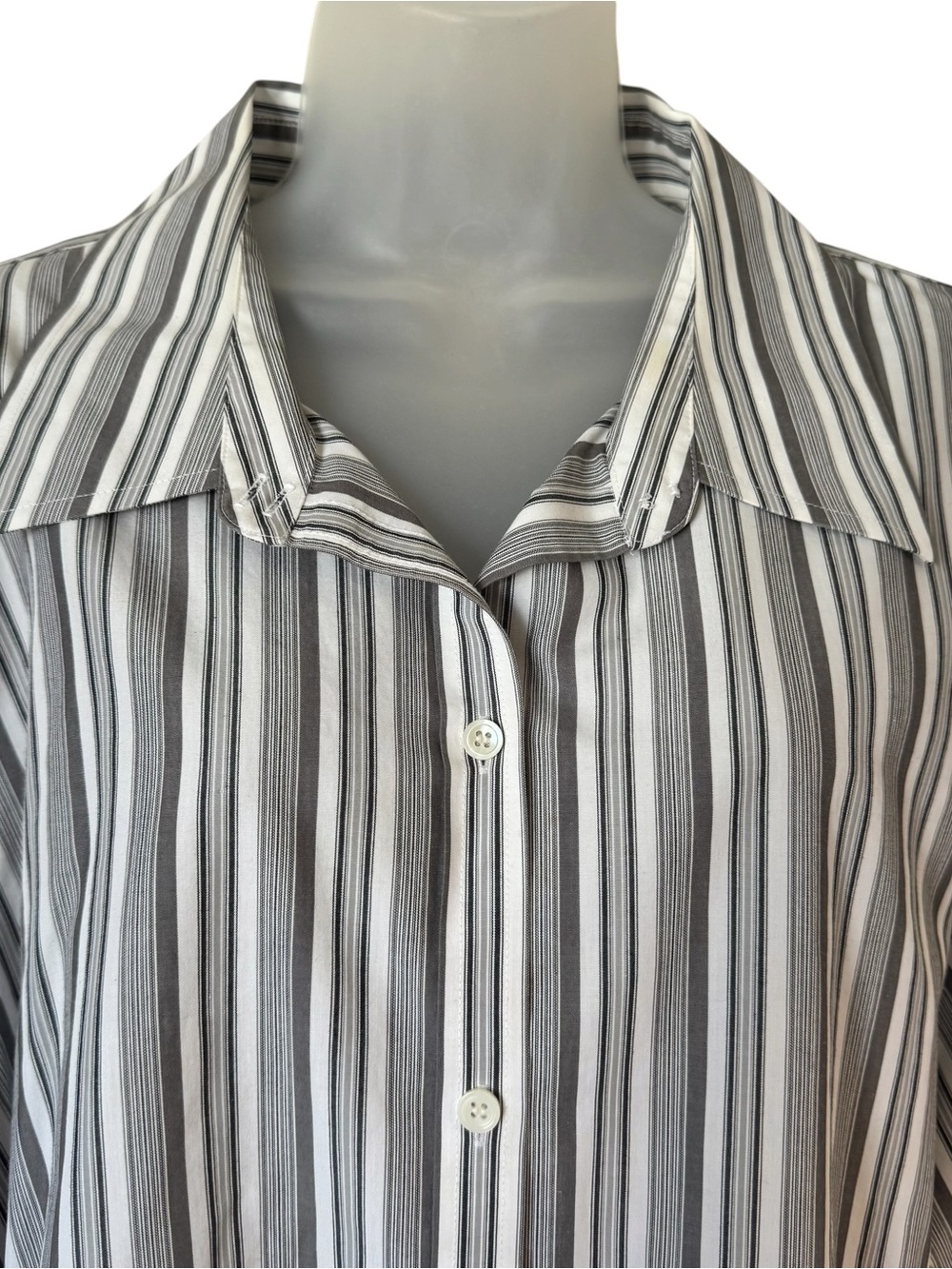 LIZ CLAIBORNE Cotton NO IRON Button Front Top   PLUS  22W       #2 - Picture 2 of 7